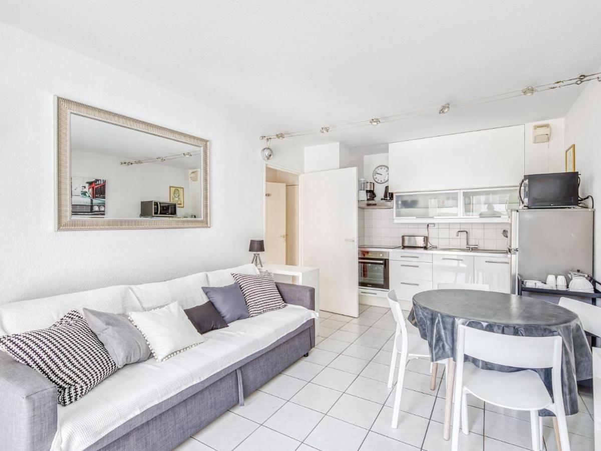 Apartment Le Cesaree-5 By Interhome Frejus Luaran gambar